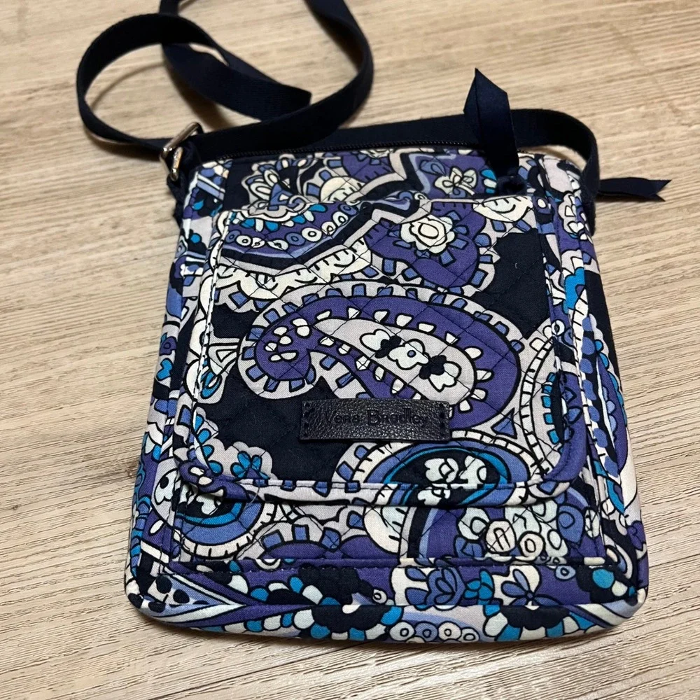 Vera Bradley Crossbody Bag Paisley Quilted Phone Shoulder Bag‎ Purse Blue Purple